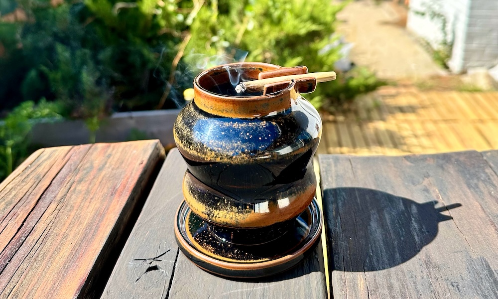 houseplant ashtray 3.0 by seth